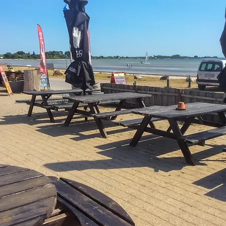 Holiday home Cornelius - 30m From The Sea By Interhome